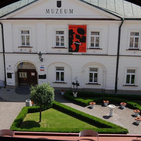 Hostel Promenada Rzeszów Εξωτερικό φωτογραφία