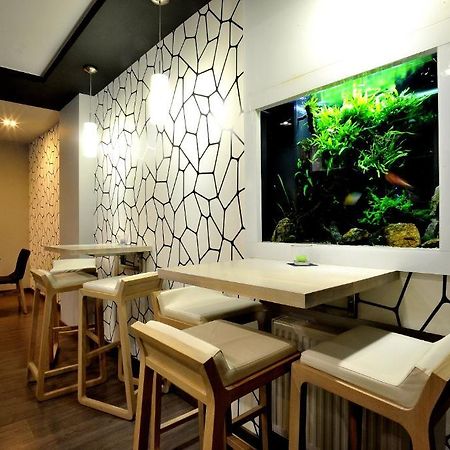 Hostel Promenada Rzeszów Εξωτερικό φωτογραφία