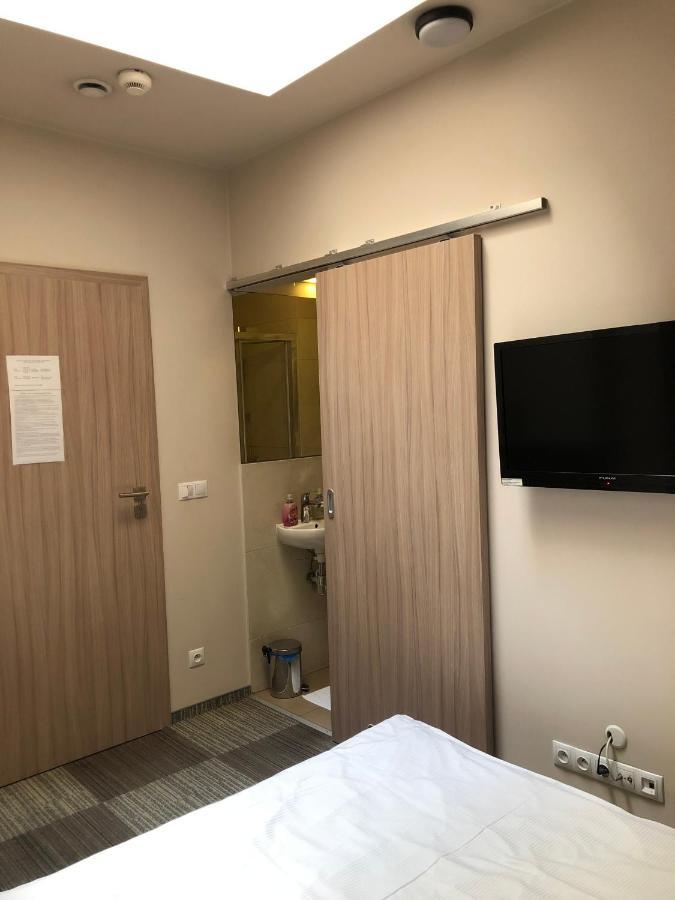 Hostel Promenada Rzeszów Εξωτερικό φωτογραφία