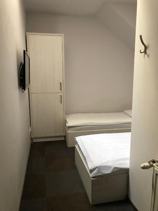 Hostel Promenada Rzeszów Εξωτερικό φωτογραφία