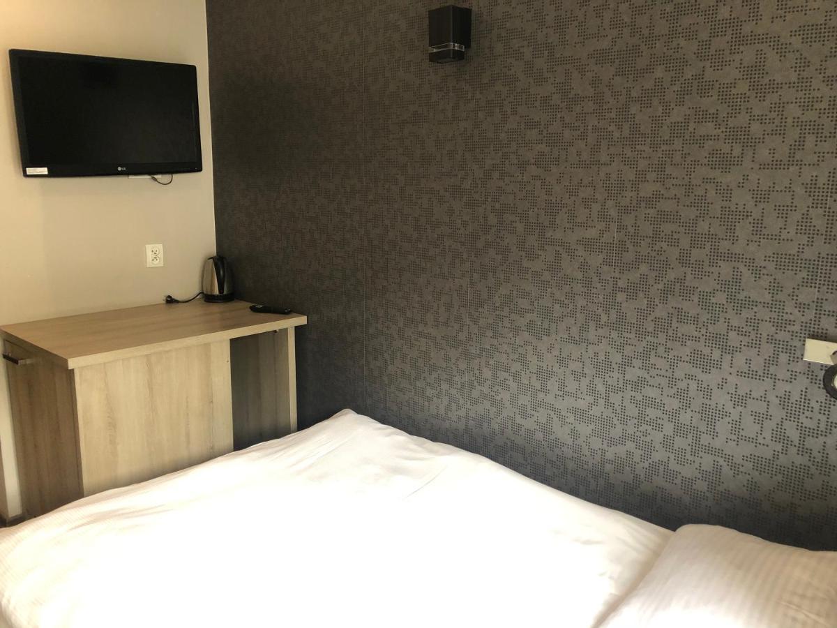 Hostel Promenada Rzeszów Εξωτερικό φωτογραφία
