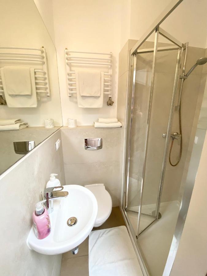 Hostel Promenada Rzeszów Εξωτερικό φωτογραφία