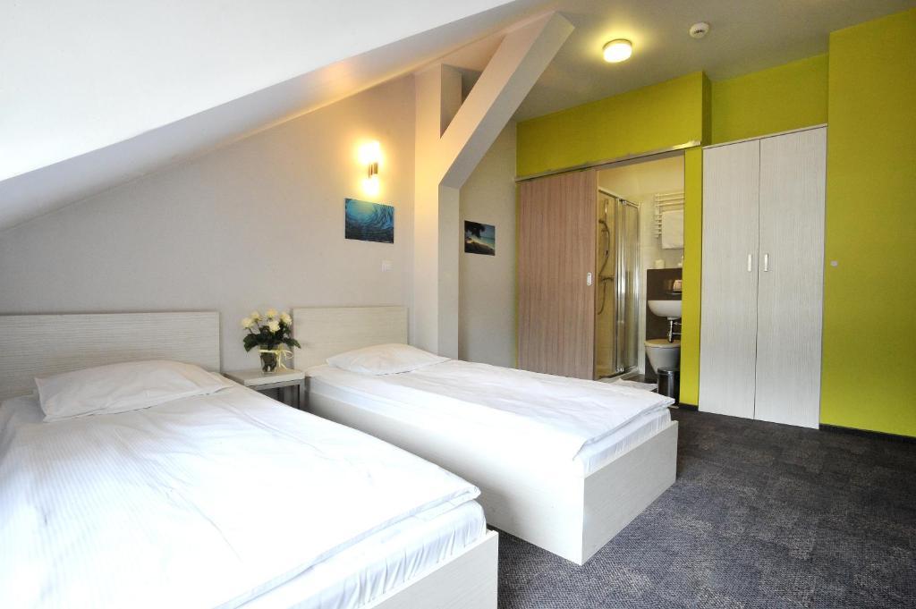 Hostel Promenada Rzeszów Δωμάτιο φωτογραφία
