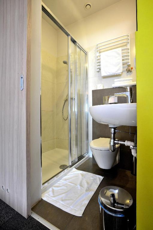 Hostel Promenada Rzeszów Δωμάτιο φωτογραφία